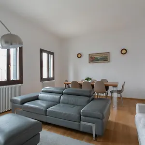  Apartment Residenza Pomponi Deluxe